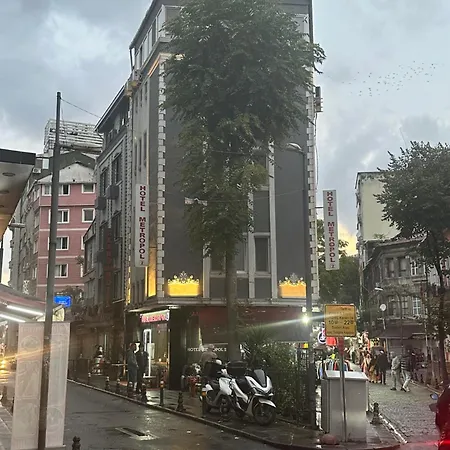 Metropol Hotel-2 *